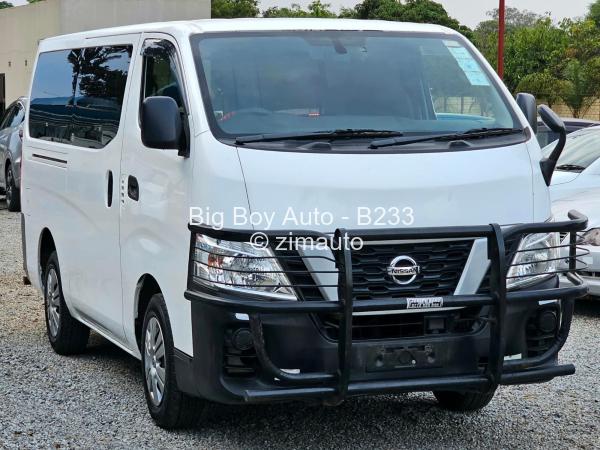 2017 Nissan  NV350