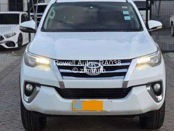2018 Toyota  Fortuner