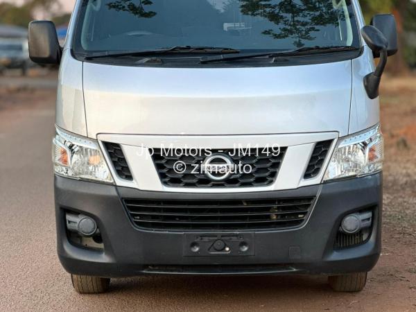 2015 - Nissan  Caravan