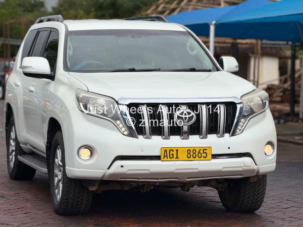 2015 - Toyota  PRADO VXL