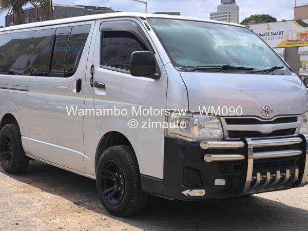 2015 - Toyota  Hiace