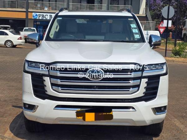 2023 Toyota  Landcruiser 300 ZX