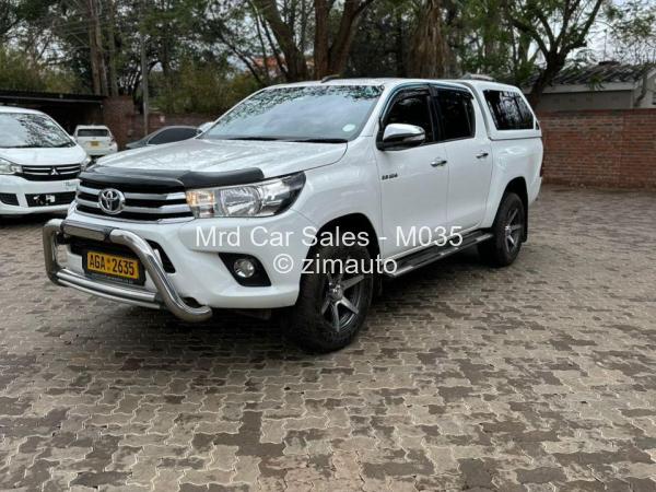 2016 Toyota  Hilux