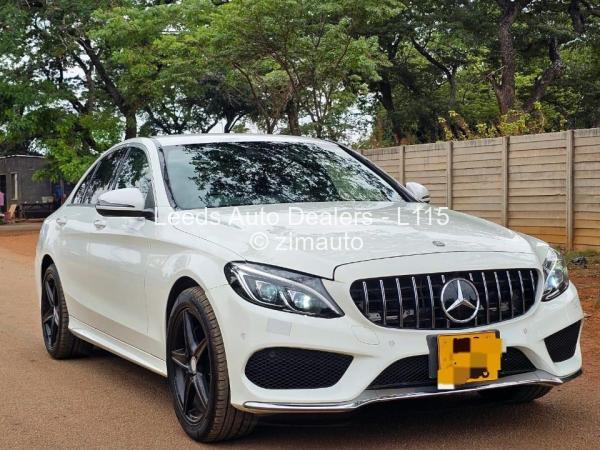 2017 - Mercedes Benz C-Class