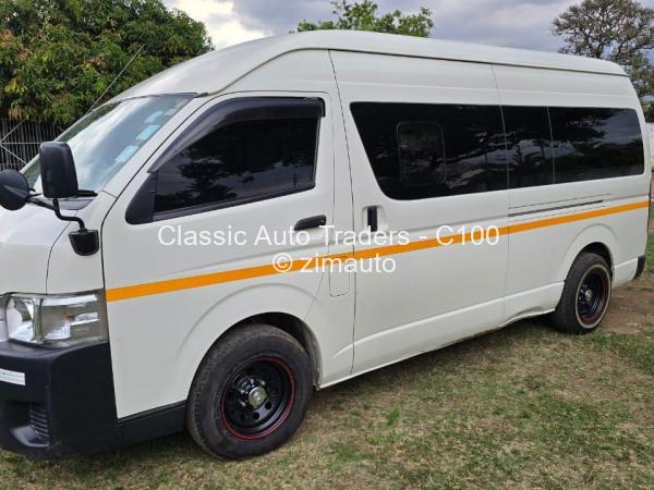 2014 Toyota  Quantum