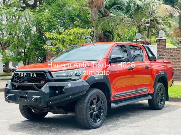 2019 Toyota  HILUX GD6