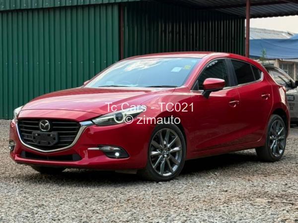 2017 Mazda  axela