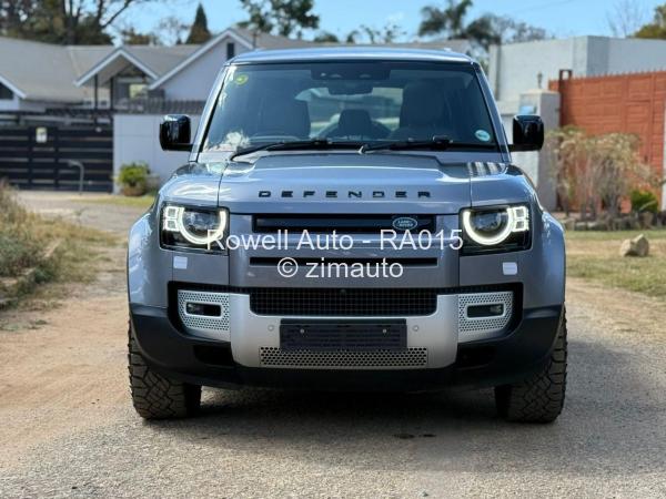 2021 - Land-Rover  Defender
