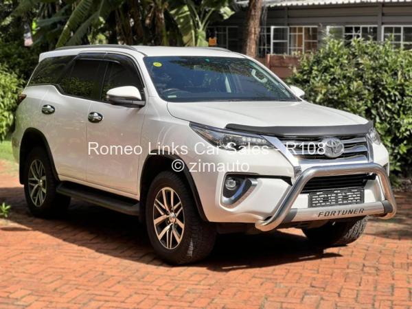 2022 Toyota  Fortuner