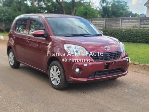 2015 - Toyota  Passo