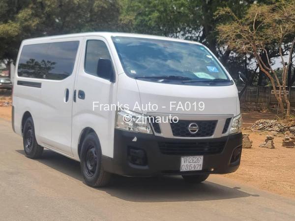 2016 - Nissan  NV350