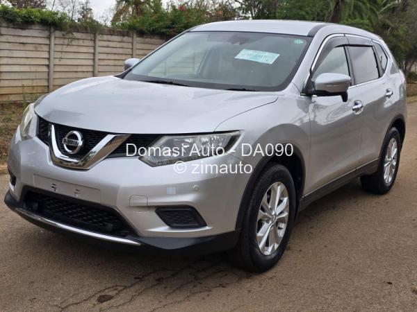 2017 Nissan  X-Trail