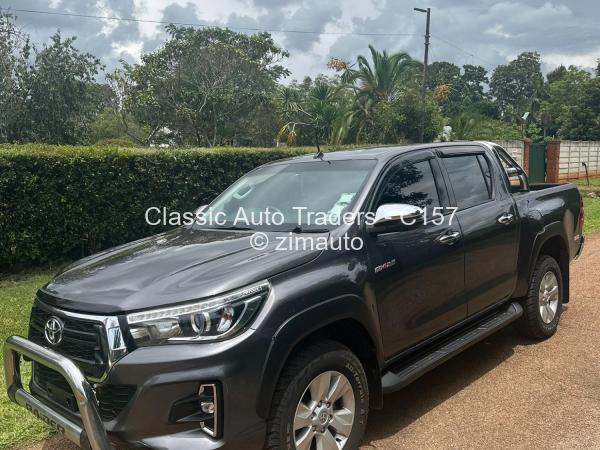 2019 Toyota  Hilux