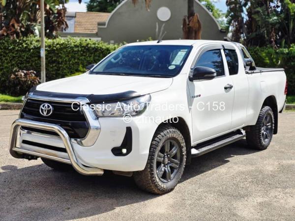 2021 Toyota  Hilux