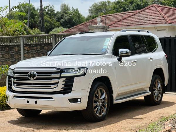 2022 Toyota  Land Cruiser