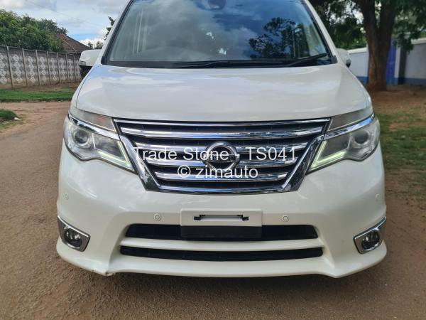 2016 Nissan  Serena
