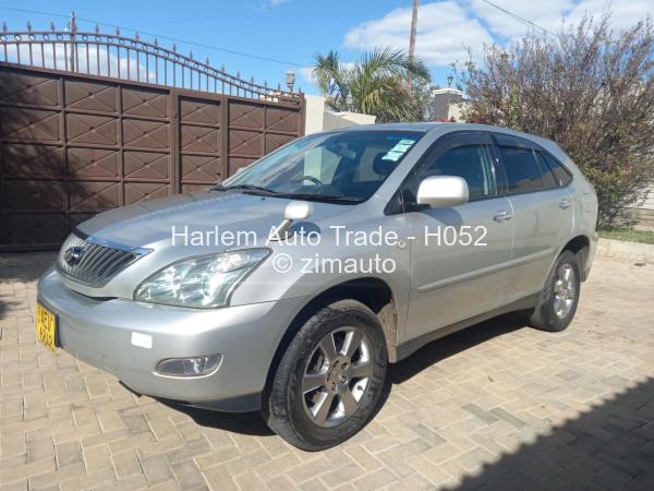2010 Toyota  Harrier