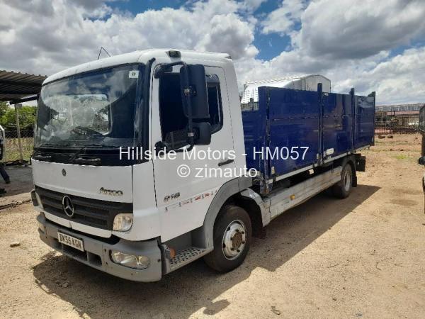 2016 Mercedes Benz Artego