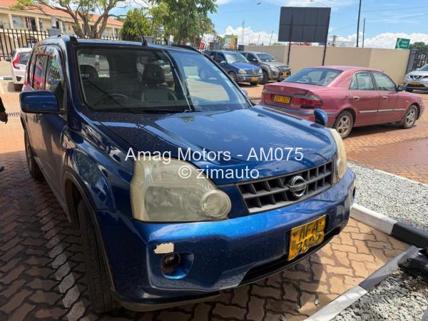 2011 Nissan  X-Trail