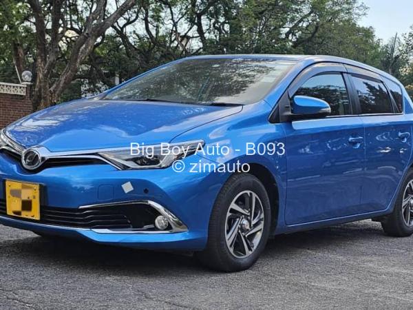 2017 Toyota  Auris