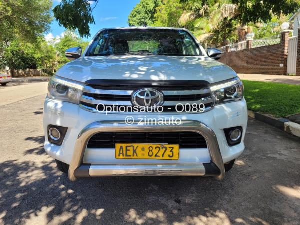2017 Toyota  Hilux