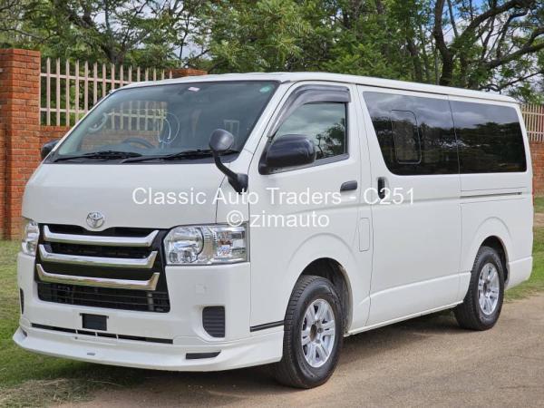2017 Toyota  Hiace