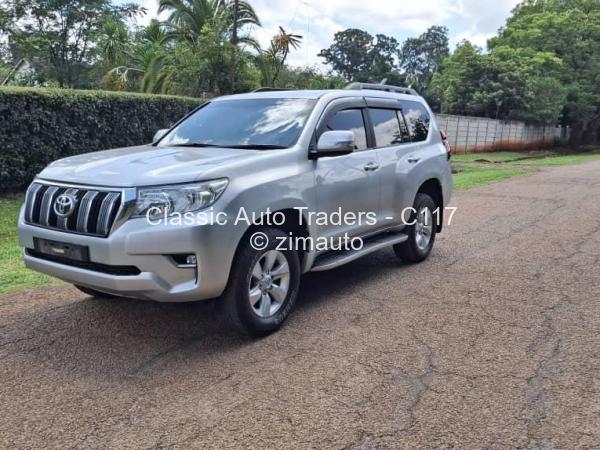 2020 Toyota  Land Cruiser