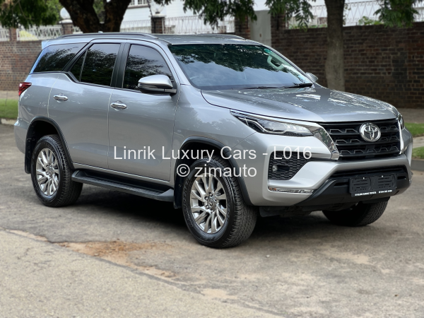 2021 Toyota  Fortuner