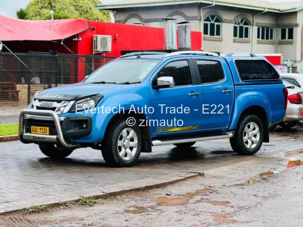 2015 Isuzu  Dteq