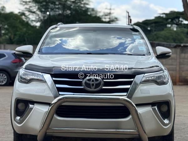 2016 Toyota  Fortuner