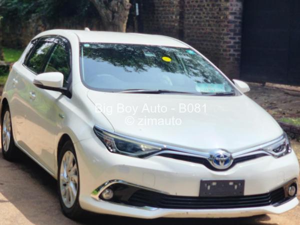 2016 Toyota  Auris