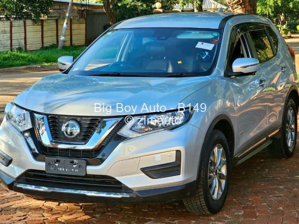 2020 Nissan  Xtrail