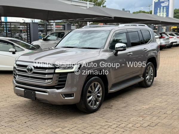 2023 Toyota  Land Cruiser