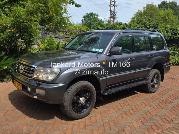 2005 - Toyota  Land Cruiser