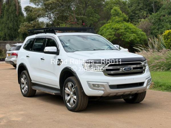 2017 Ford  Everest