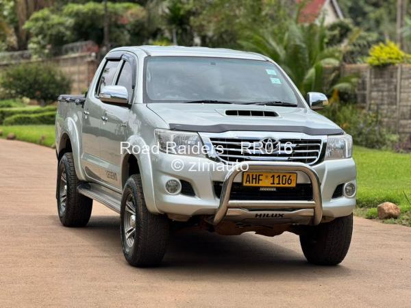 2013 Toyota  Hilux D4D