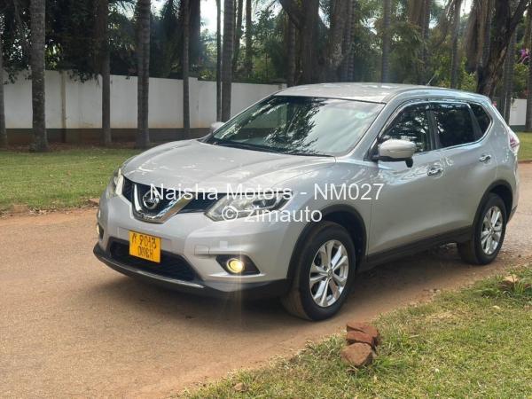 2016 Nissan  X-Trail