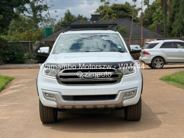 2017 Ford  Everest