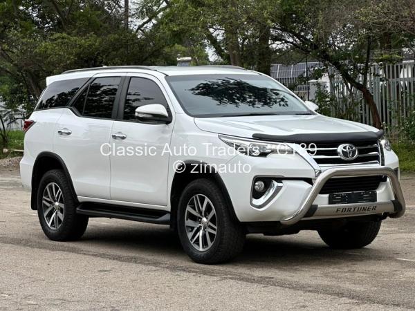 2017 Toyota  Fortuner