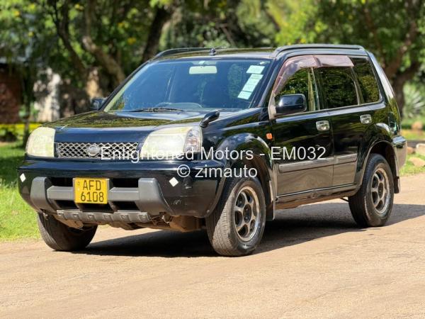 2017 - Nissan  X-Trail