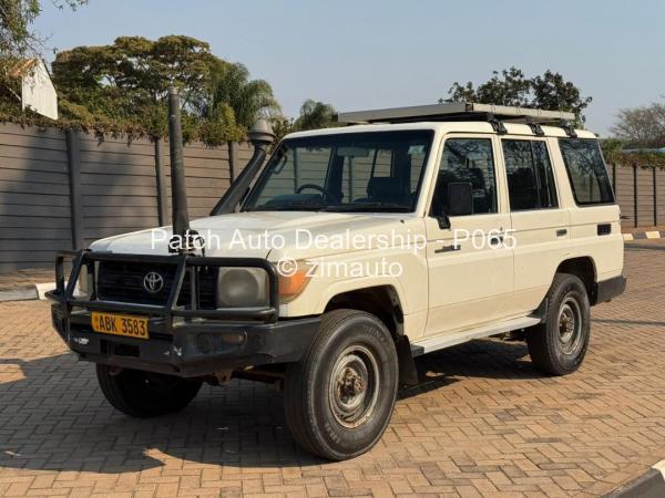 2009 Toyota  Land Cruiser