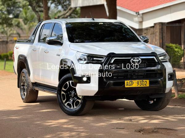 2024 - Toyota  HILUX REVO