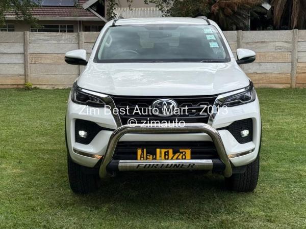 2021 - Toyota  Fortuner