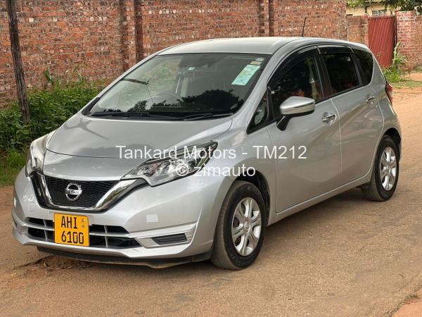 2017 Nissan  Note