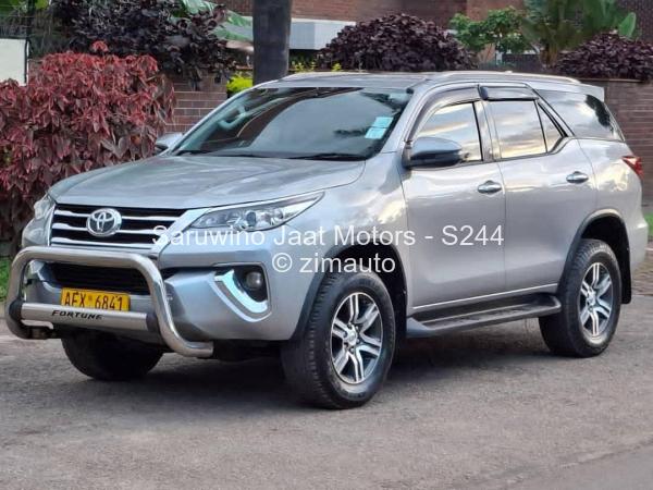 2019 Toyota  Fortuner