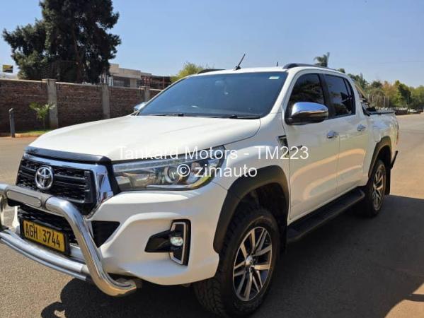 2019 Toyota  Hilux