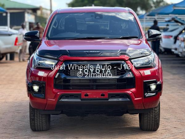 2023 Toyota  HILUX GD6