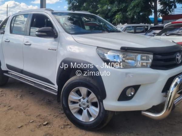 2017 Toyota  HILUX GD6