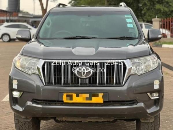 2018 - Toyota  Land Cruiser Prado