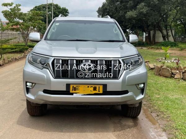 2019 - Toyota  Land Cruiser Prado